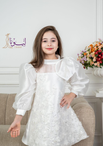 فستان بناتي ابيض