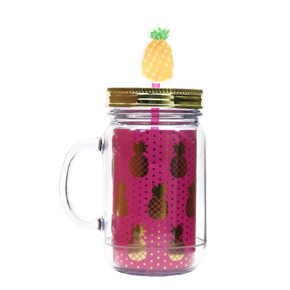 كاسة عصير مع مصاص الوسام