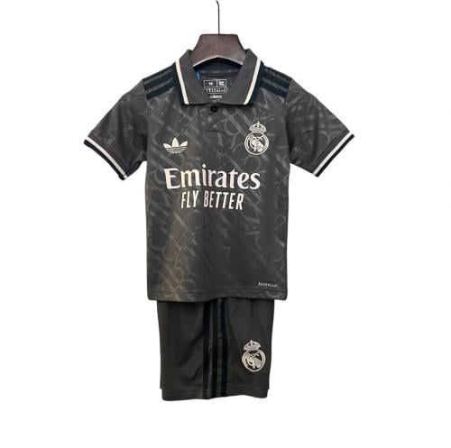 طقم ريال مدريد الثالث ولادي 2025/2024