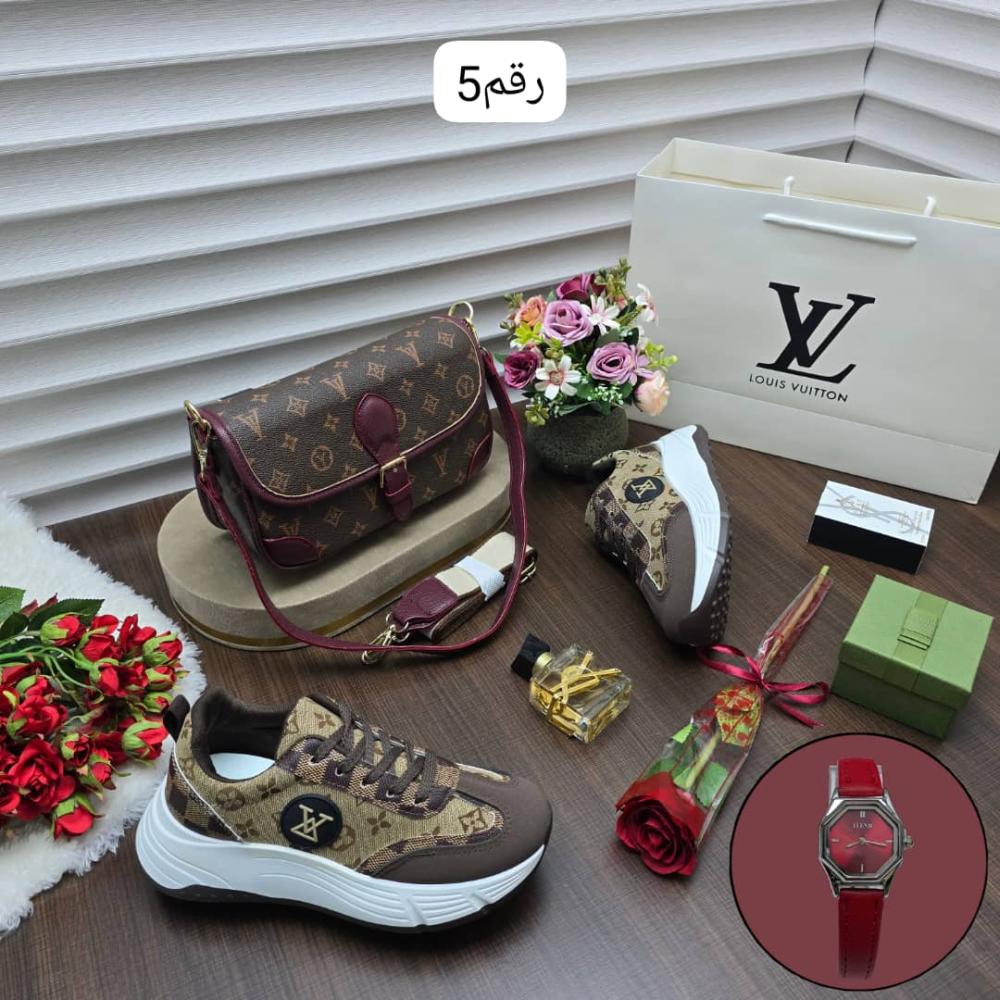 شنط راقيه شكل ماركة لويس فيتون خامه جلديه عالية الجوده