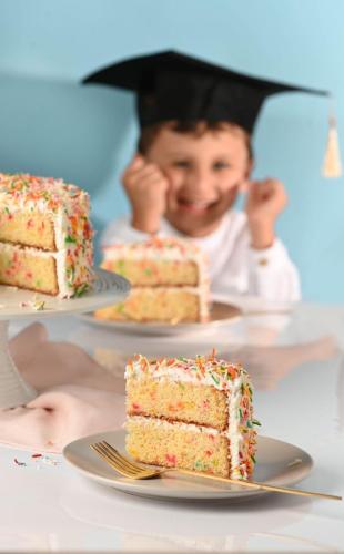 كيكة السعادة(وسط) /Happiness Cake(Medium)