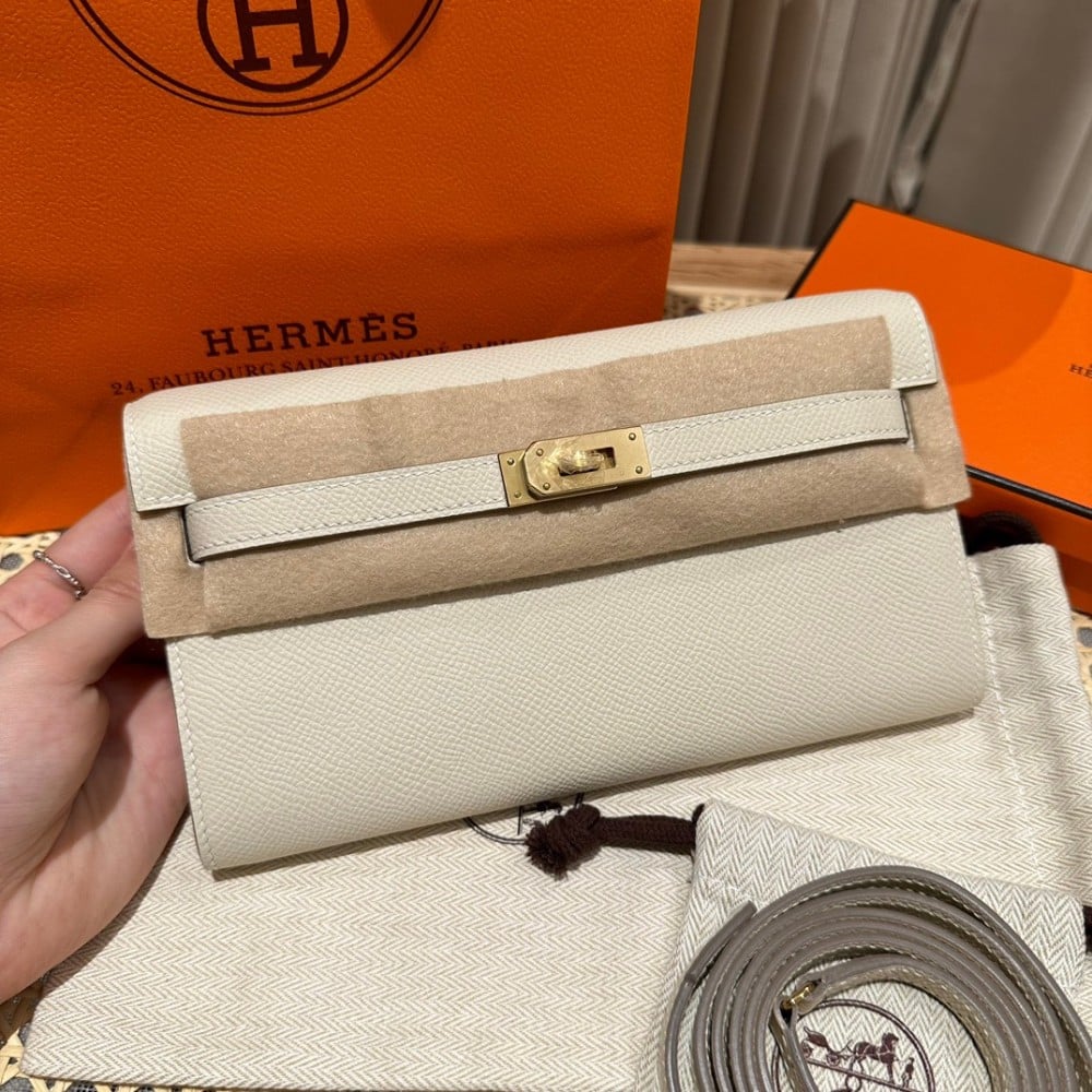 Her -Kelly