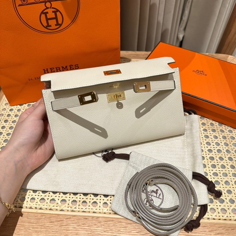 Her -Kelly