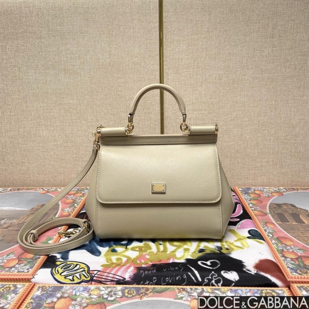 شنطة دولتشي اند غابانا Small Sicily handbag