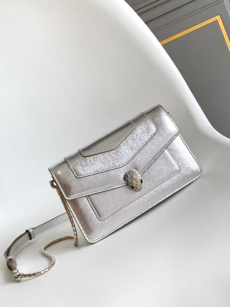 شنطة بولغاري Serpenti Forever مقاس 20cm