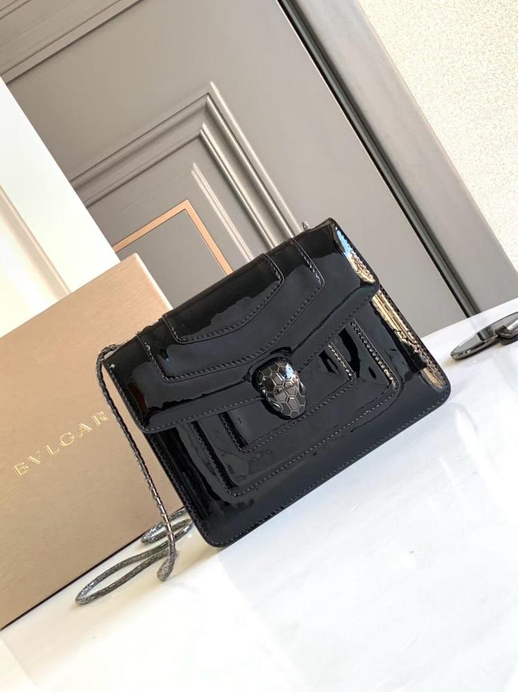 شنطة بولغاري Serpenti Forever مقاس 20cm