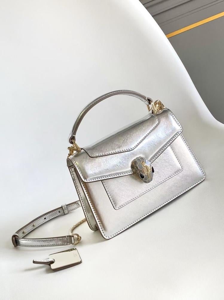 شنطة بولغاري Serpenti Forever مقاس 19cm