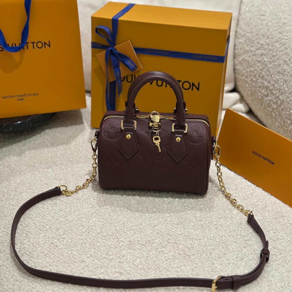 شنطة لويس فيتون Speedy  مقاس 20