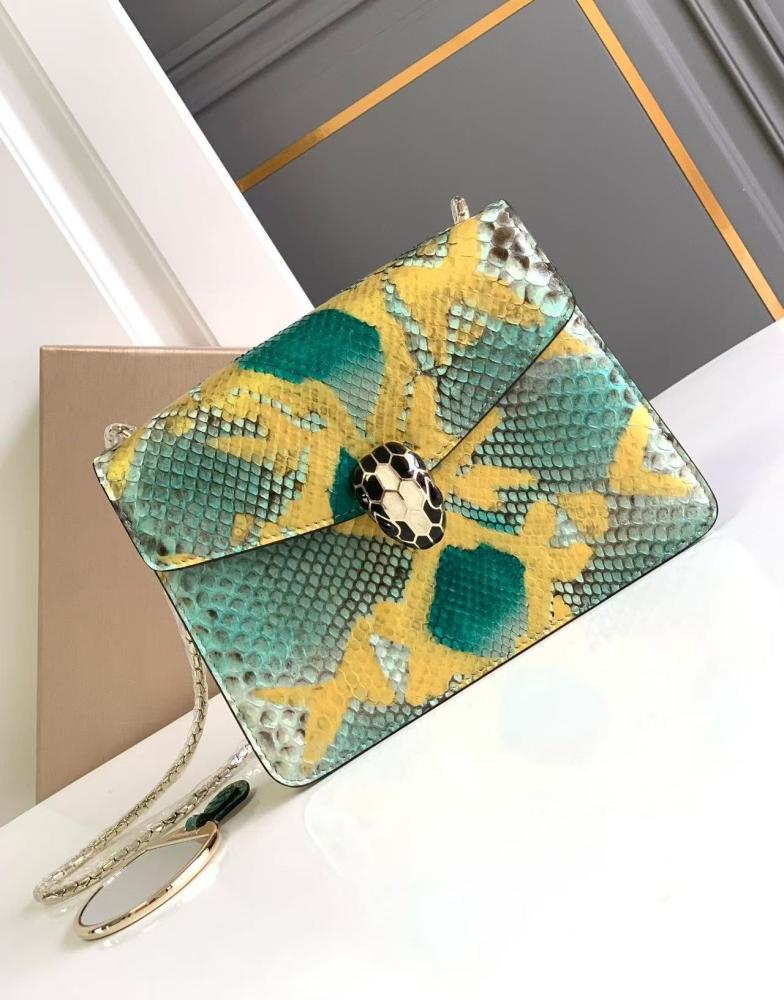 شنطة بولغاري Serpenti Forever مقاس 20cm
