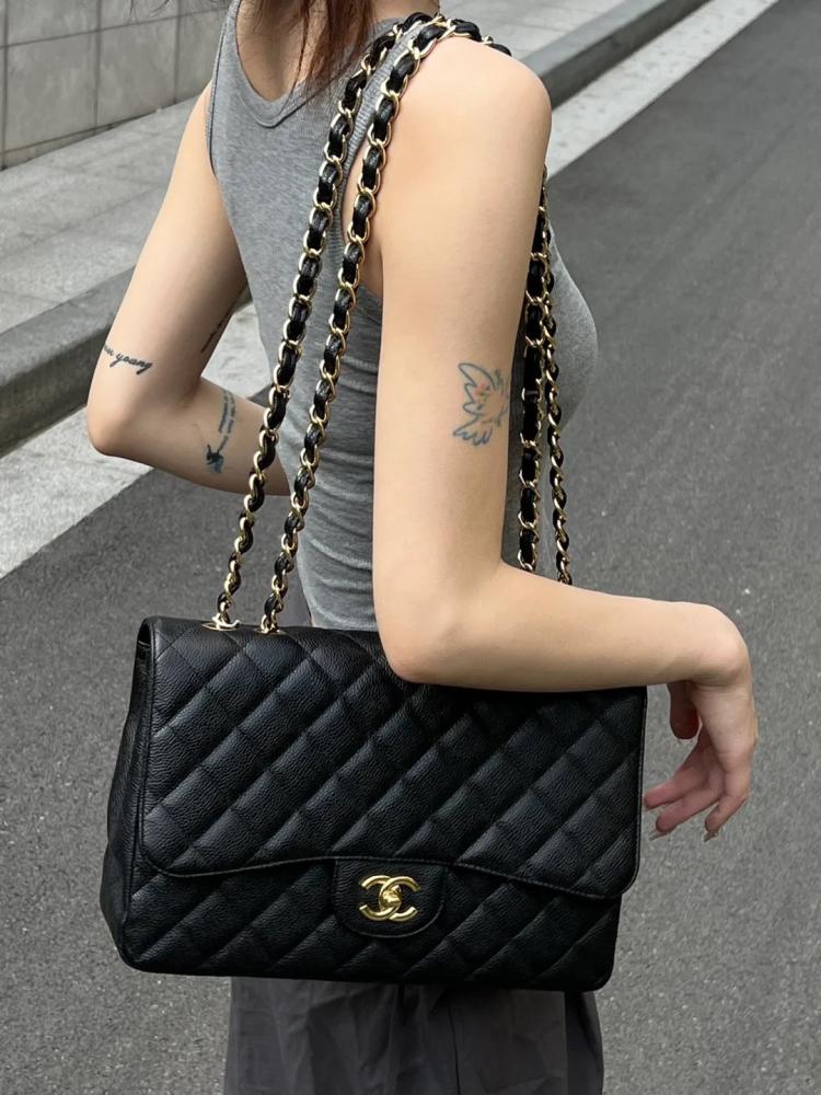 شنطة شانيل كلاسيك  مقاس 30cm