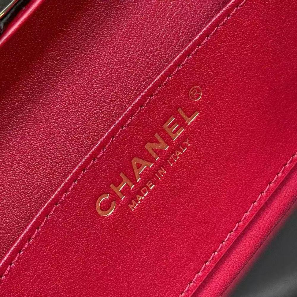 شنطة شانيل SMALL BOX BAG مقاس 18cm