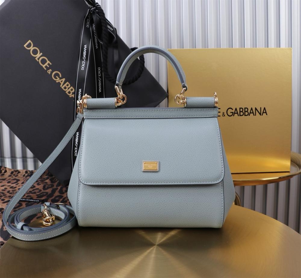 شنطة دولتشي اند غابانا Small Sicily handbag