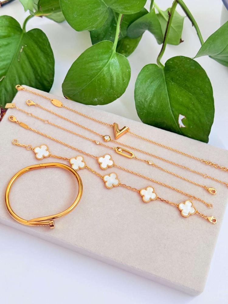 تنسيق زمردي الخاص