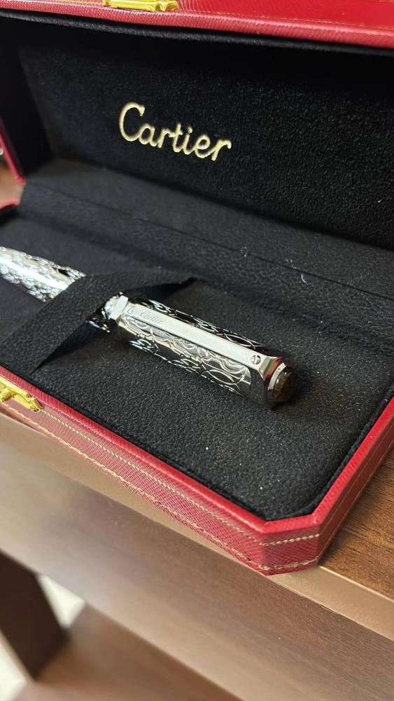 قلم كارتير سانتوس الاصدار الجديد