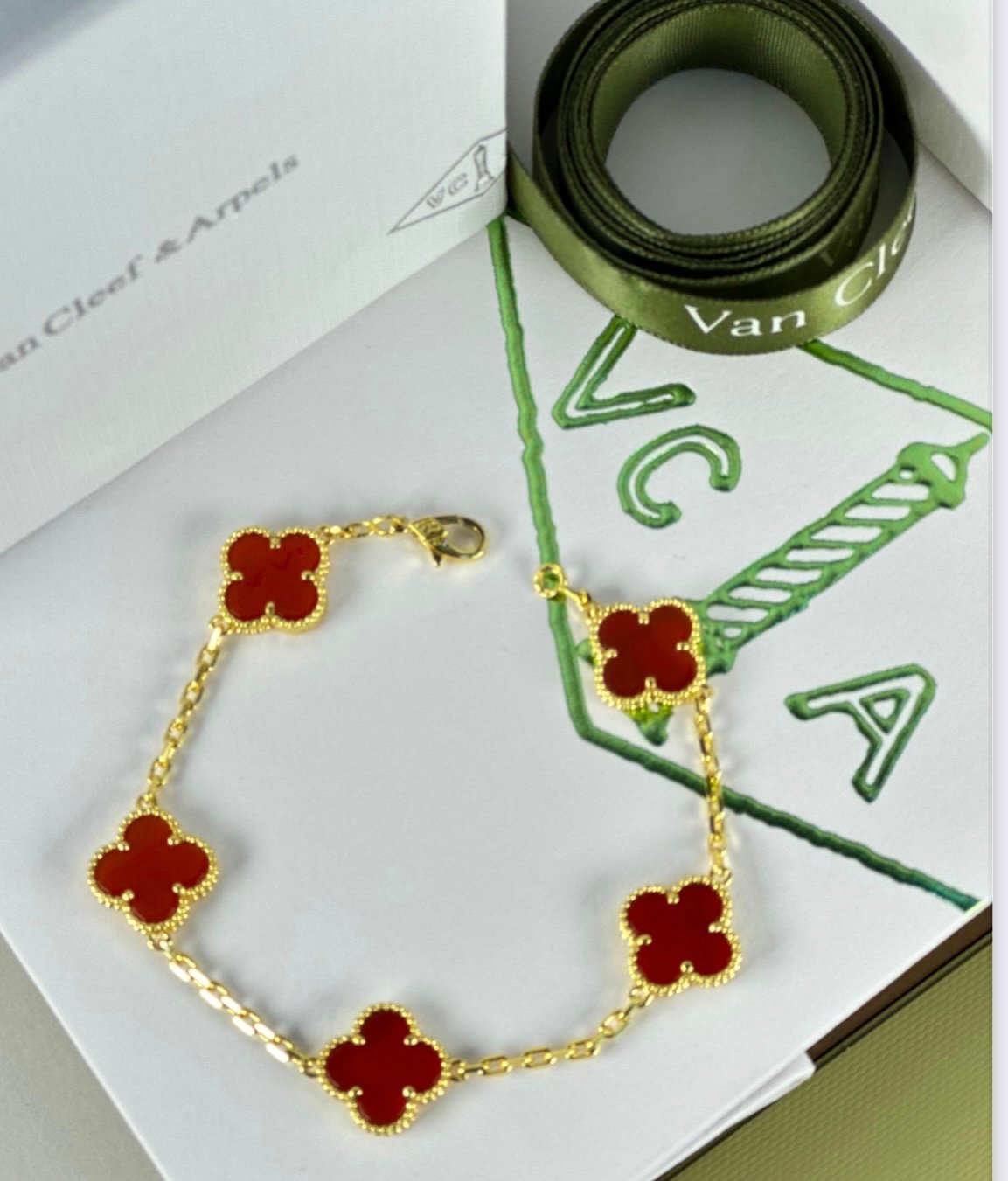 Van Cleef & Arpels ماستر