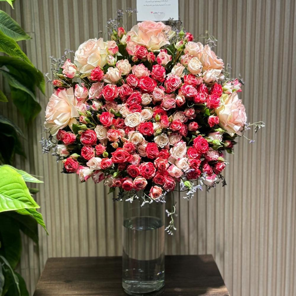 فازة ورد حجم يواجه