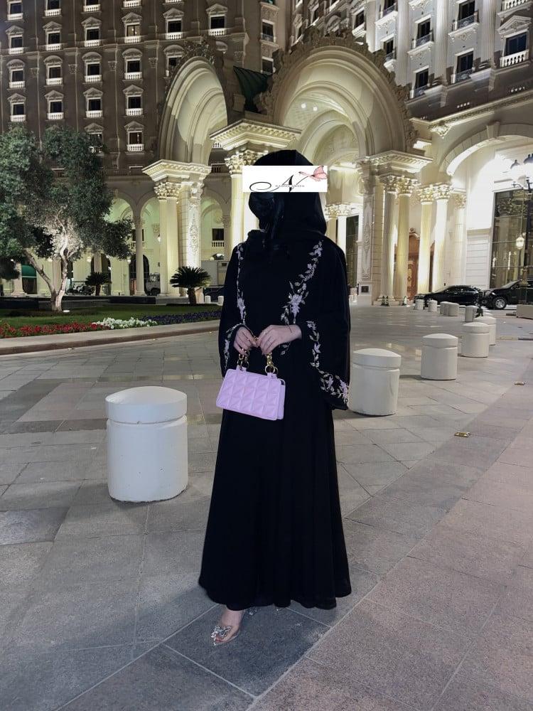 نصائح للتصوير بالعباءة: كيف تظهرين بأجمل صورة؟