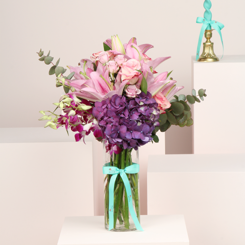 فازة البساطة الوردية Pink Simplicity Vase