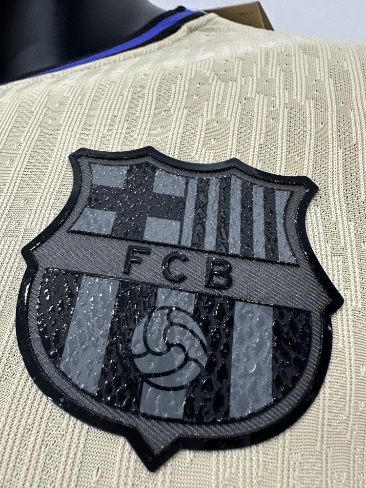 برشلونة