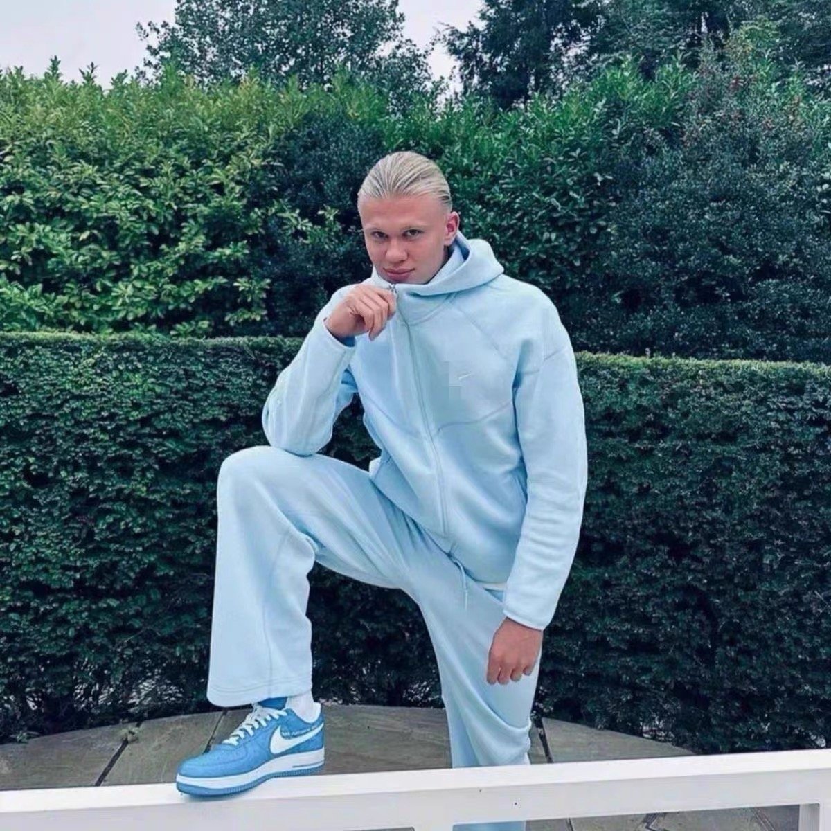 طقم كامل NOCTA.