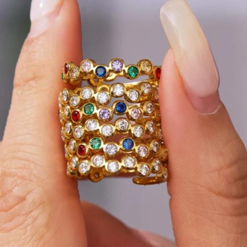 خاتم زركون أنيق مطلي بالذهبي