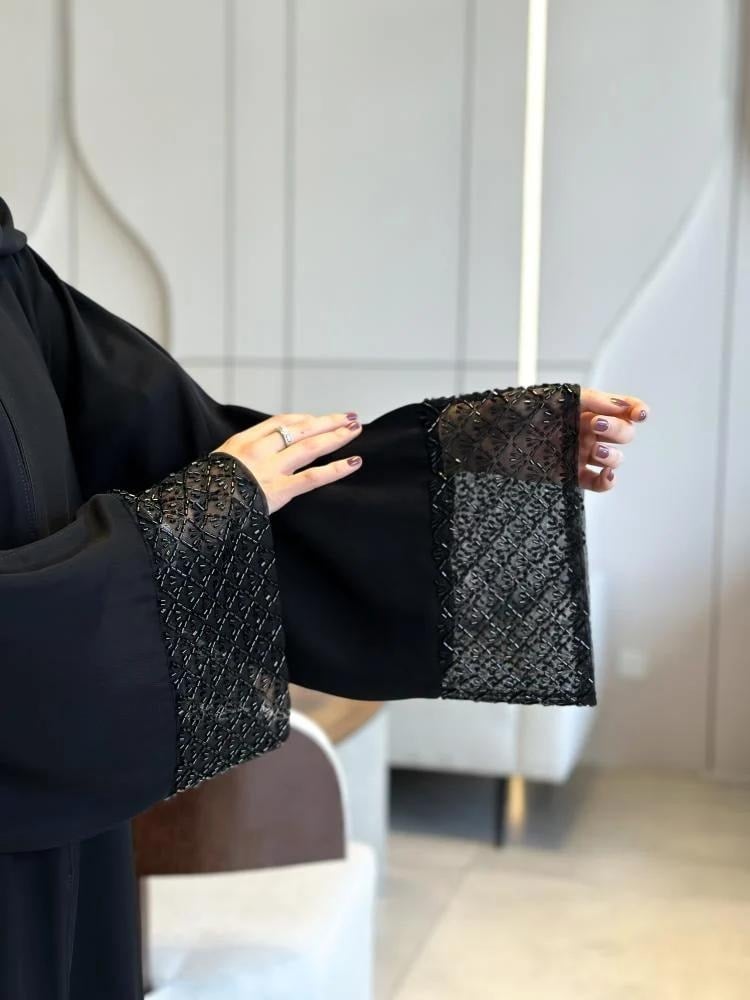 عبايات فاخرة