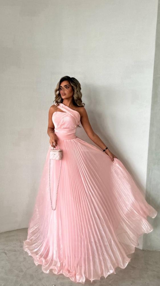 فستان وردي كسرات