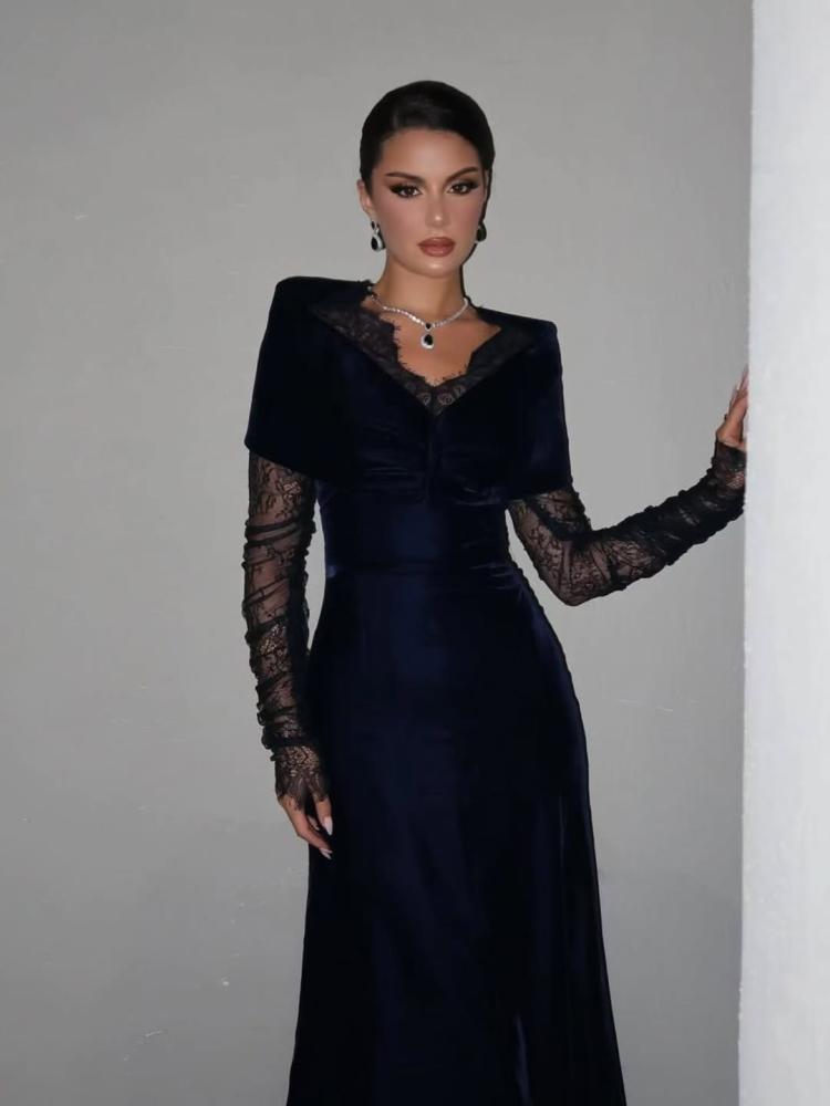 فستان كحلي قطيفه