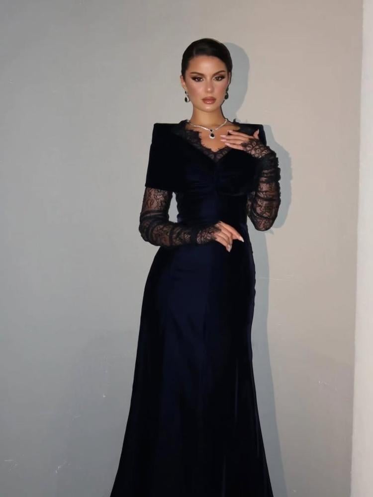 فستان كحلي قطيفه