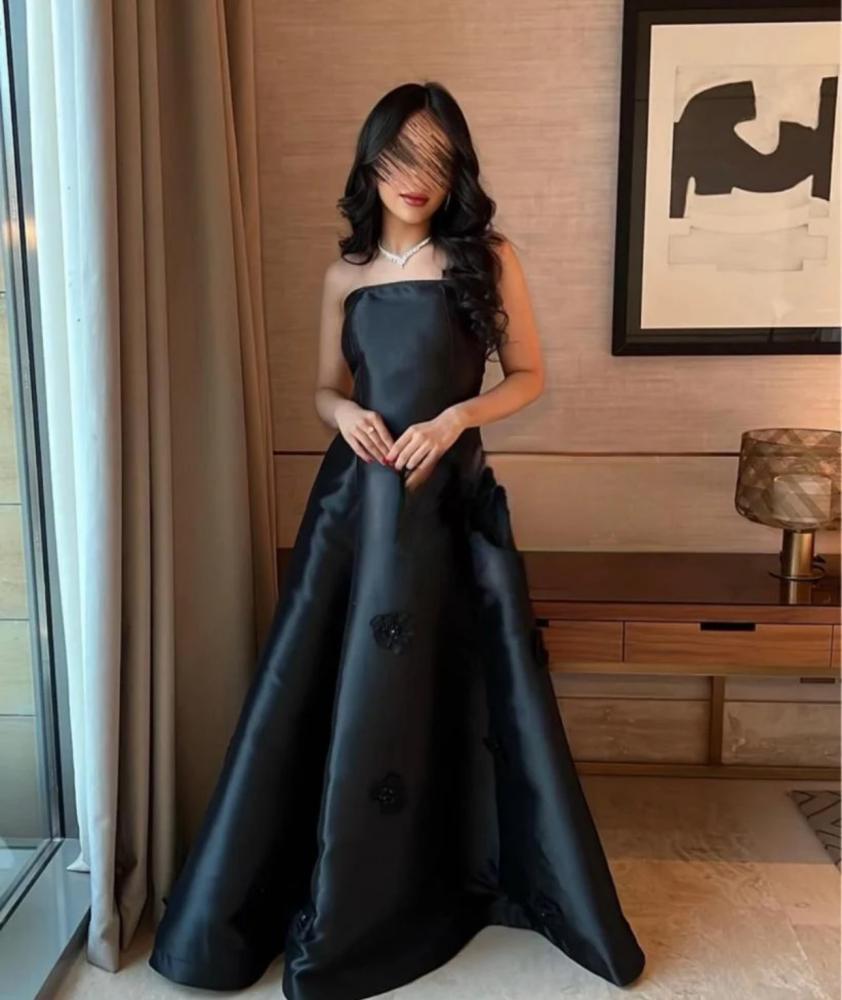 فستان اسود سهرة