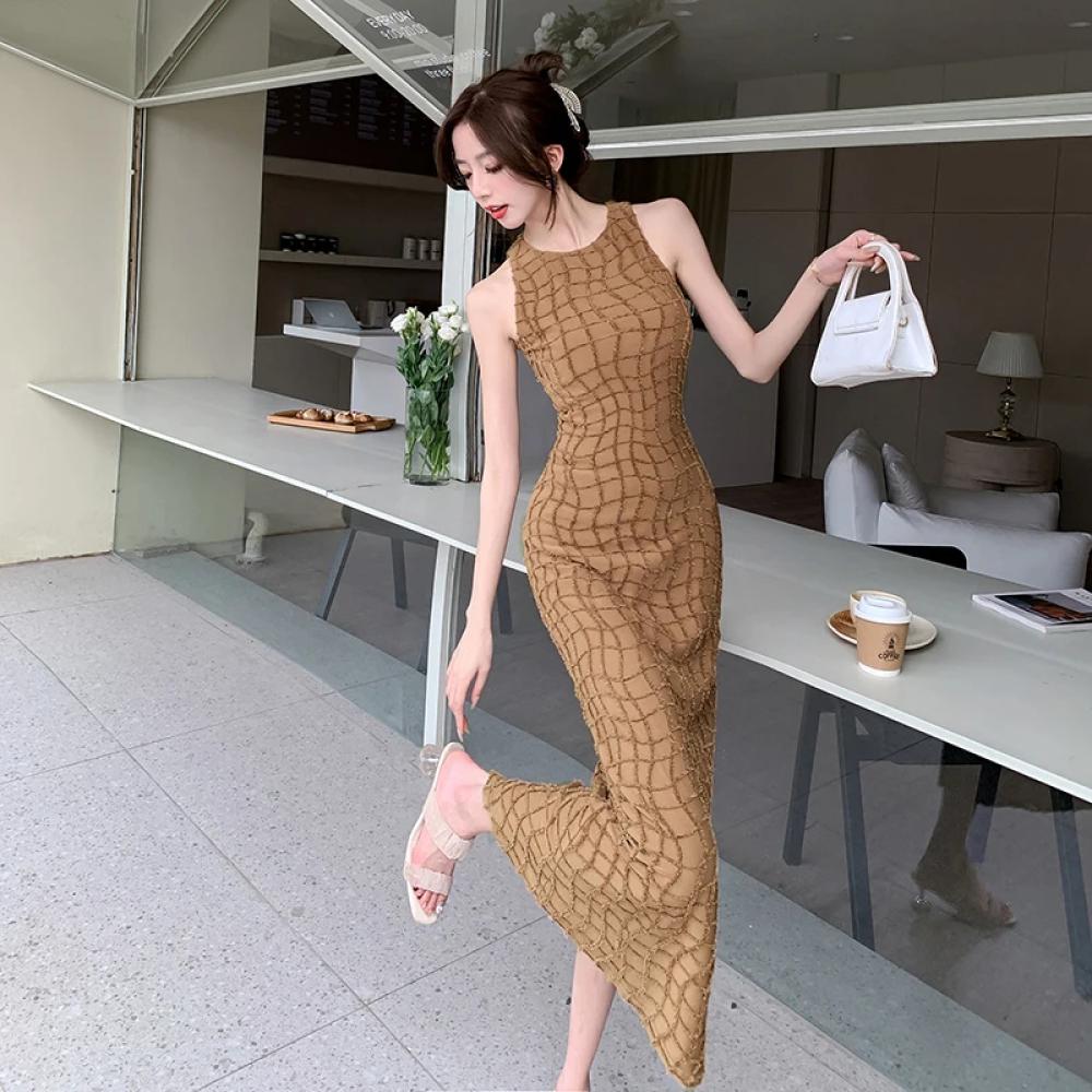 فستان نسائي بدون اكمام