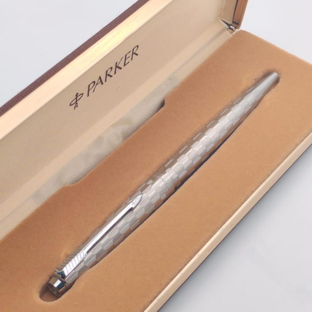 قلم جاف باركر   Parker 45 Harlequin صدار Shield النادر