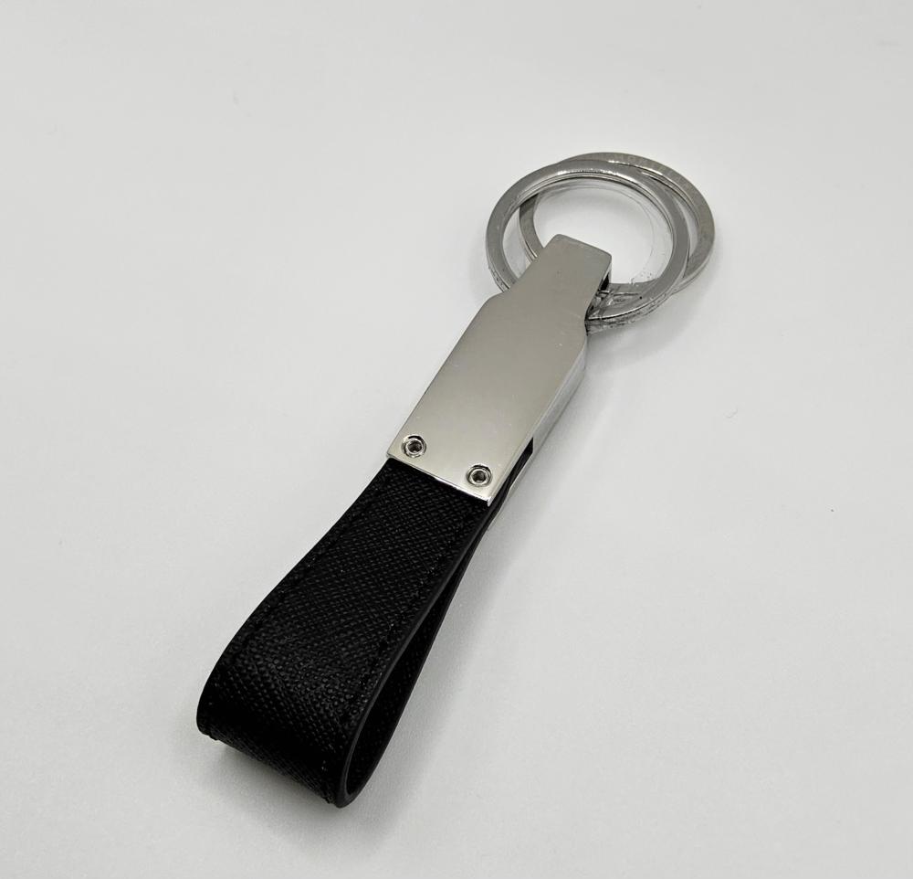 Montblanc Leather Key Ring - Luxury Keychain ميدالية مفاتيح مونت بلان جلد فاخرة