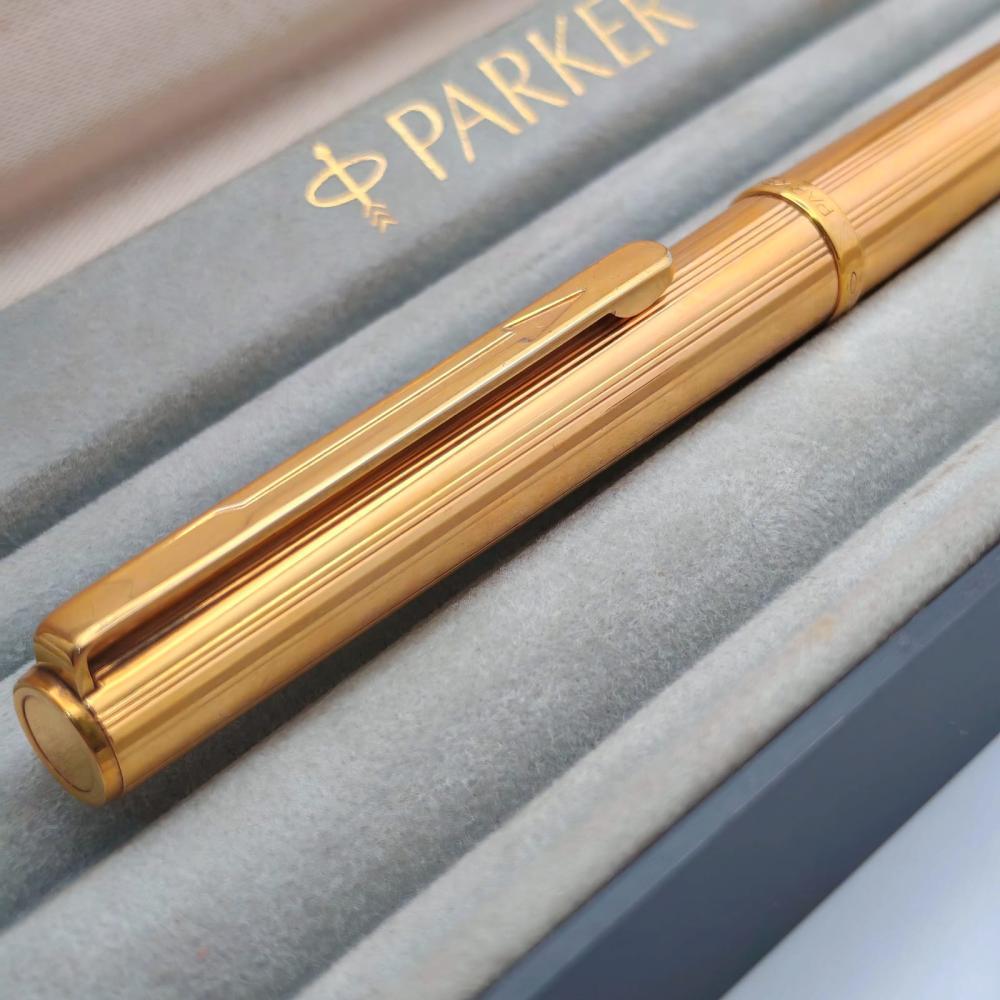 قلم باركر 85 ذهبي جاف