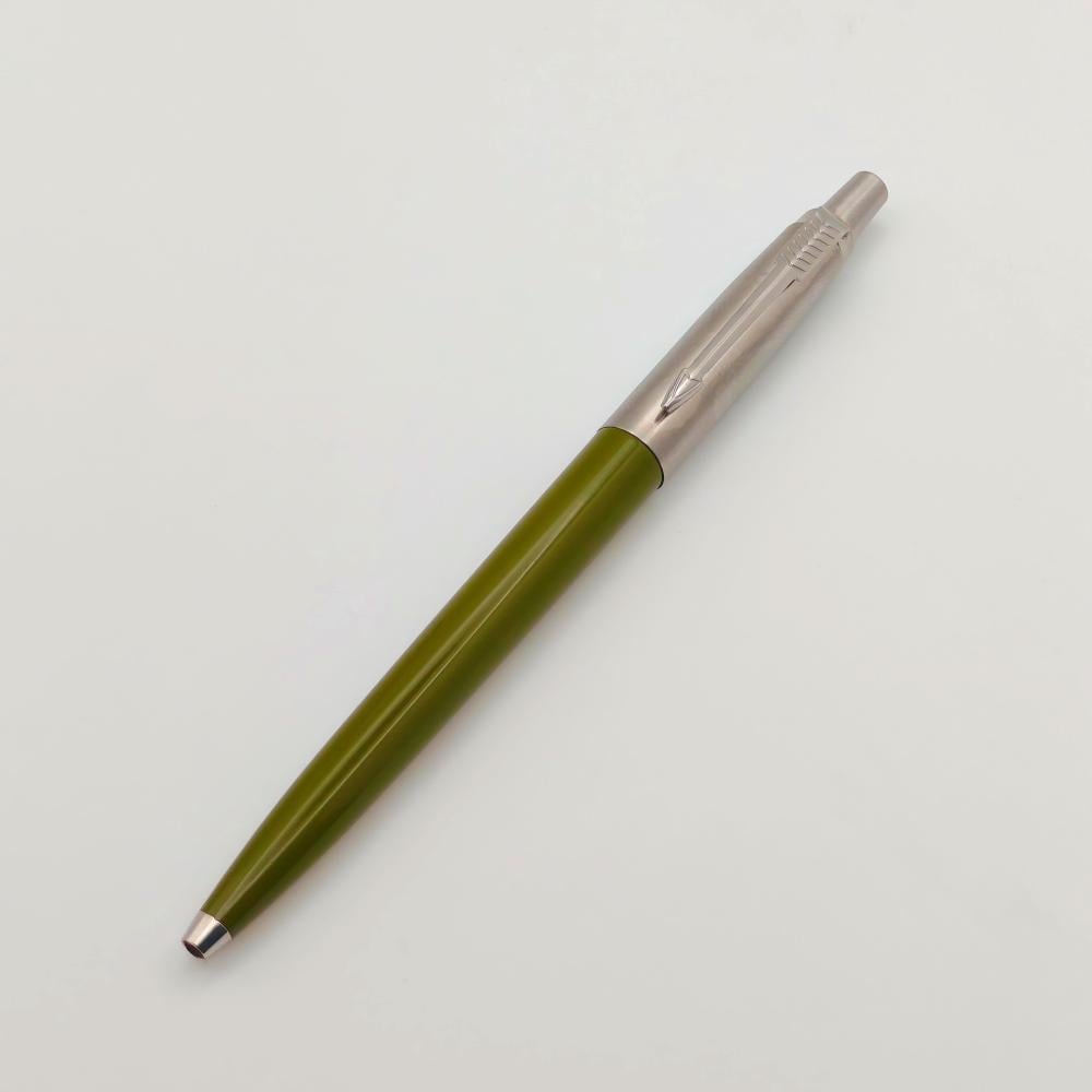 قلم باركر جوتر الزيتوني الأصيل، من الإصدارات القديمة