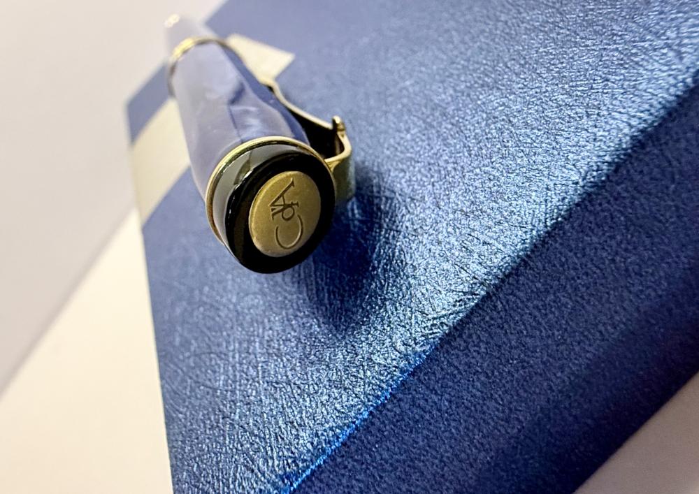 قلم كاران داش - إكوينكس أزرق رخامي