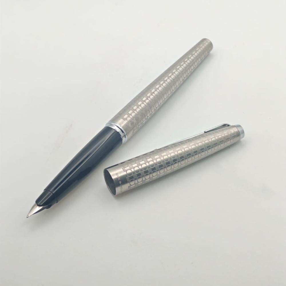 طقم أقلام  Parker 45 Harley Quinn الفضي