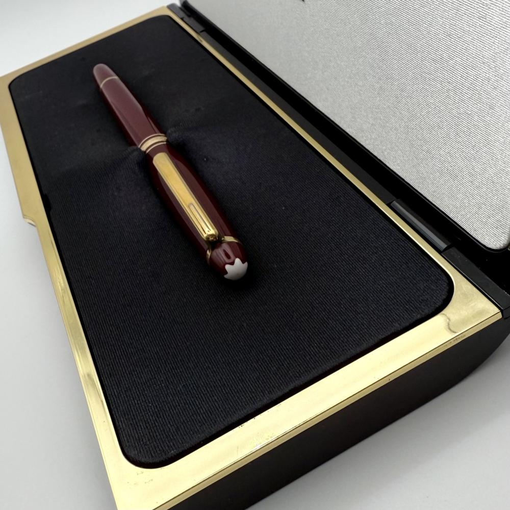 قلم حبر  مون بلان Montblanc موديل 144 إصدار نادر بلون نبيتي