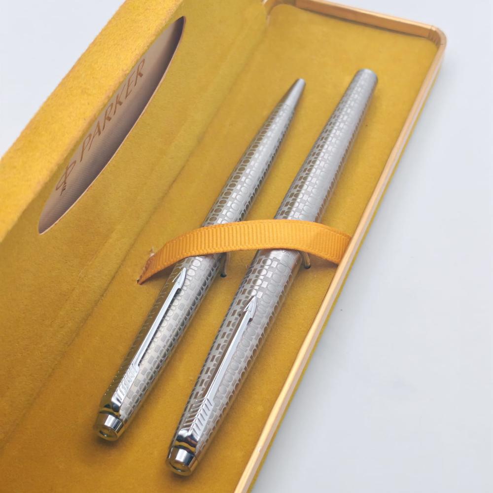 طقم أقلام  Parker 45 Harley Quinn الفضي