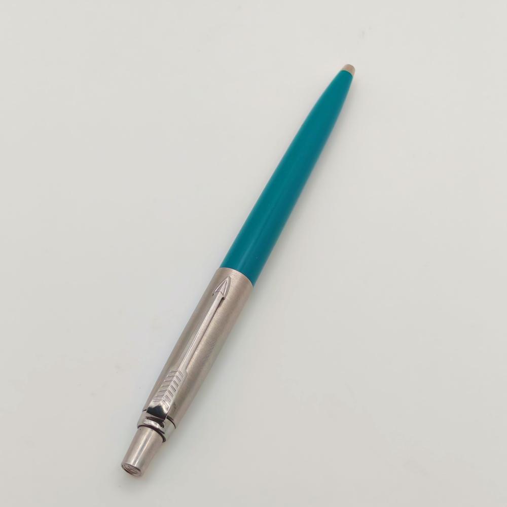 قلم باركر اللون التركوازي- إصدار الثمانينات والتسعينات