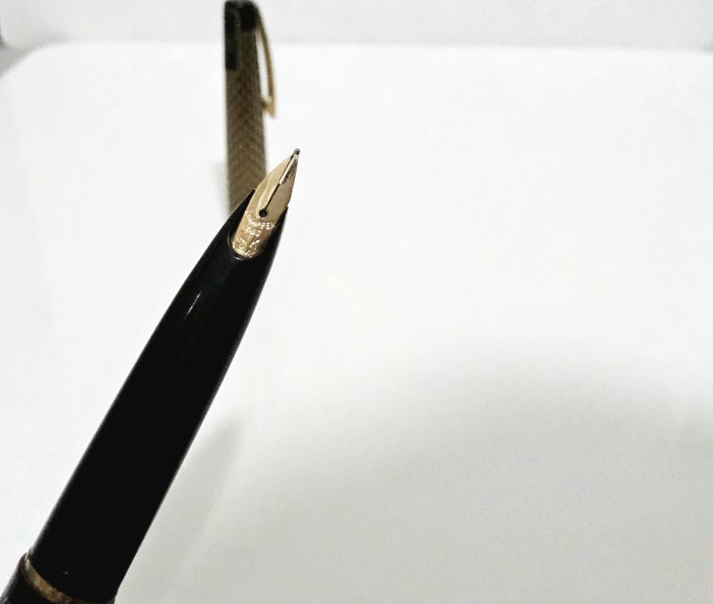 طقم أقلام "ليدي شيفر 904"