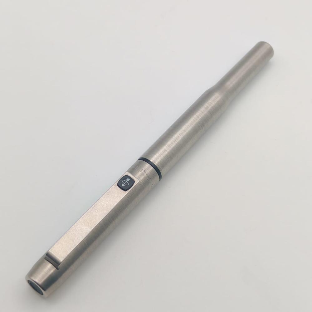 طقم أقلام باركر 25 مع شعار باركر باللون الأسود