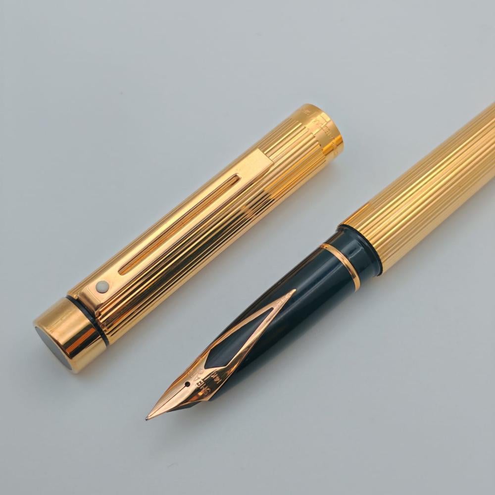 طقم شيفر تارجا (Sheaffer Targa) موديل 1005