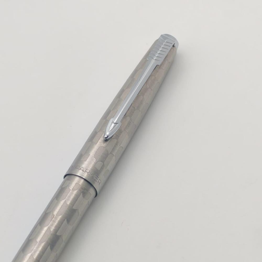 قلم جاف باركر   Parker 45 Harlequin صدار Shield النادر