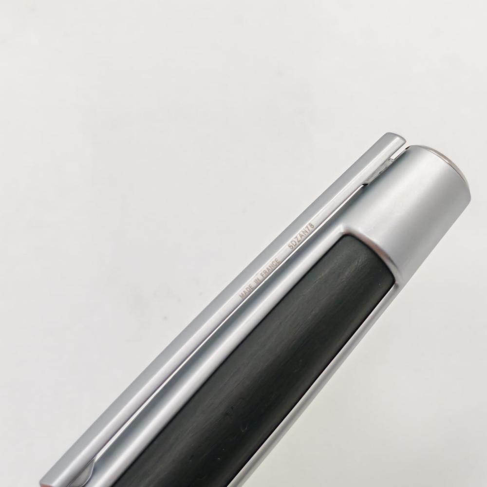 قلم جاف S.T. Dupont Défi Palladium – أسود مع تشطيب بالبالاديوم