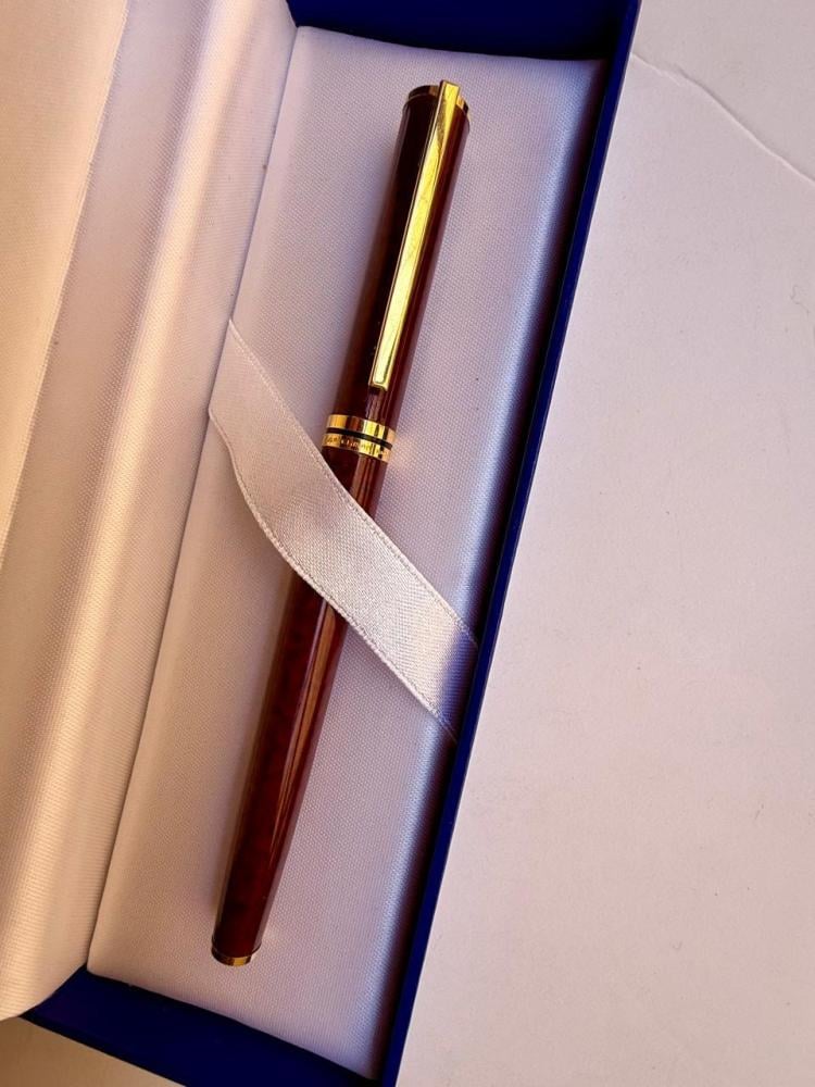 قلم وتر مان حبر ريشه من الذهب عيار 18K