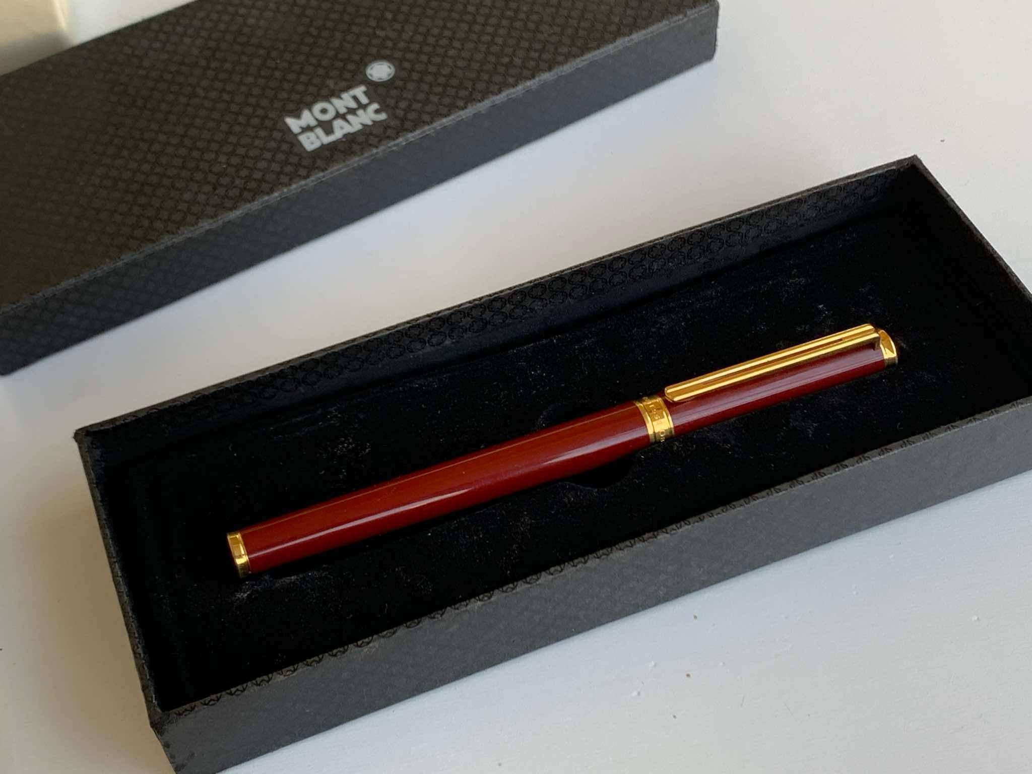 Montblanc Noblesse Burgundy Rollerball Pen with Gold Trim - قلم مون بلان نوبليس بورجوندي رولربال بلمسة ذهبية