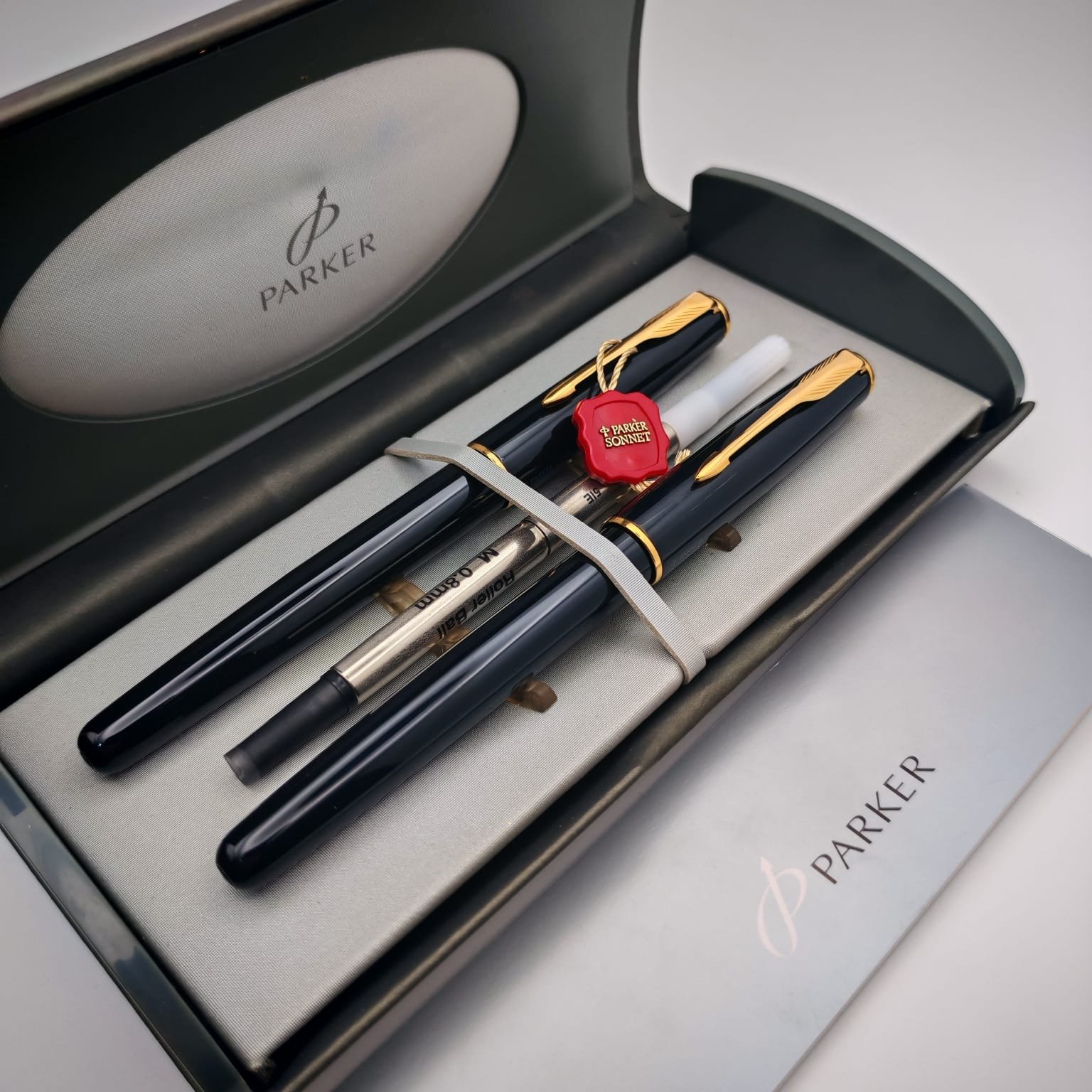 طقم أقلام باركر سونيت أسود بطلاء ذهبي