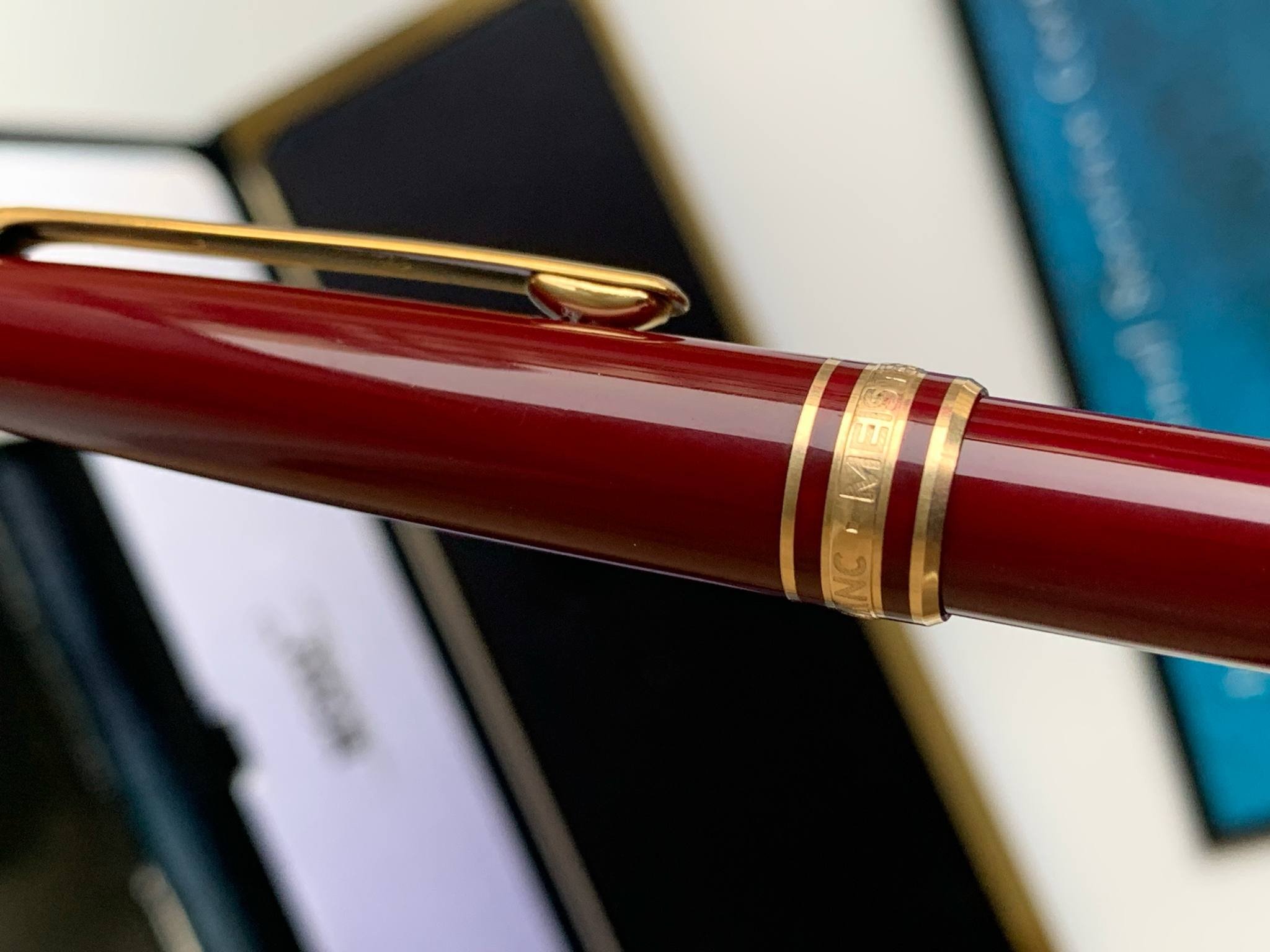 قلم حبر  مون بلان Montblanc موديل 144 إصدار نادر بلون نبيتي