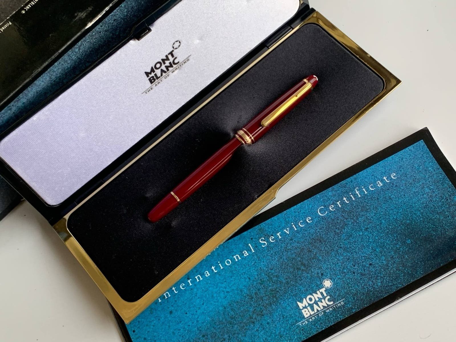 قلم حبر  مون بلان Montblanc موديل 144 إصدار نادر بلون نبيتي